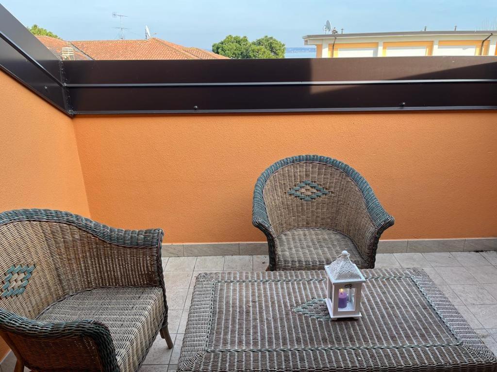 Perla Top Floor Apartment シルミオーネ エクステリア 写真