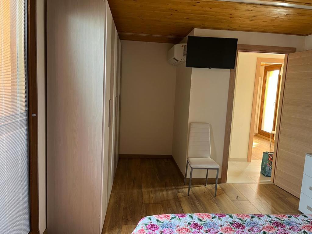 Perla Top Floor Apartment シルミオーネ エクステリア 写真