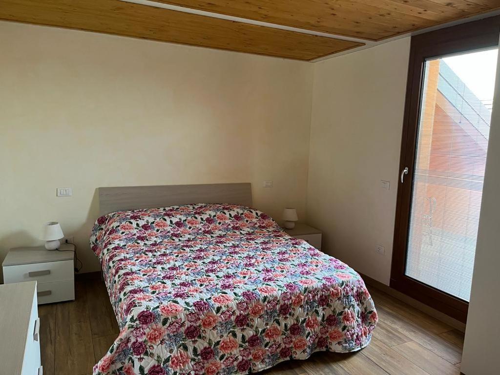 Perla Top Floor Apartment シルミオーネ エクステリア 写真