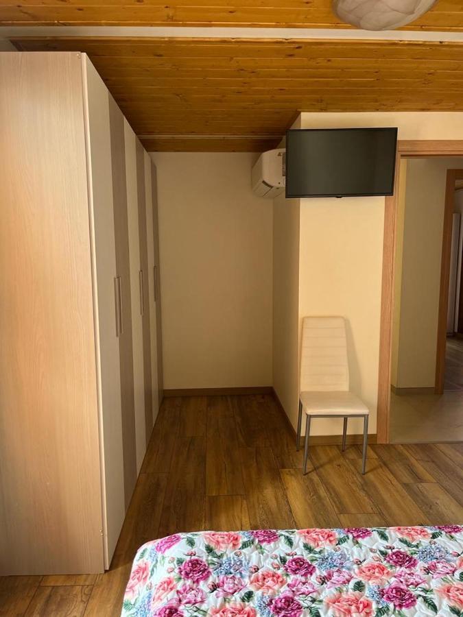 Perla Top Floor Apartment シルミオーネ エクステリア 写真